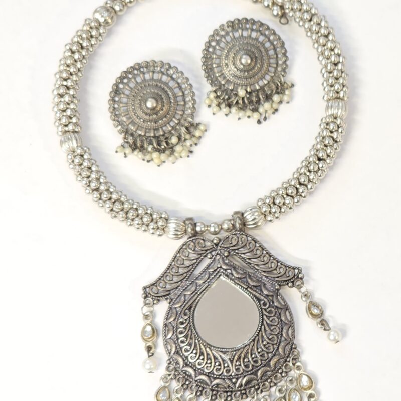 Jaipuri Necklace With Pearl Earrings